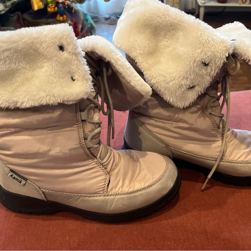 Kamik Women's Winter Boots - Cream and Black